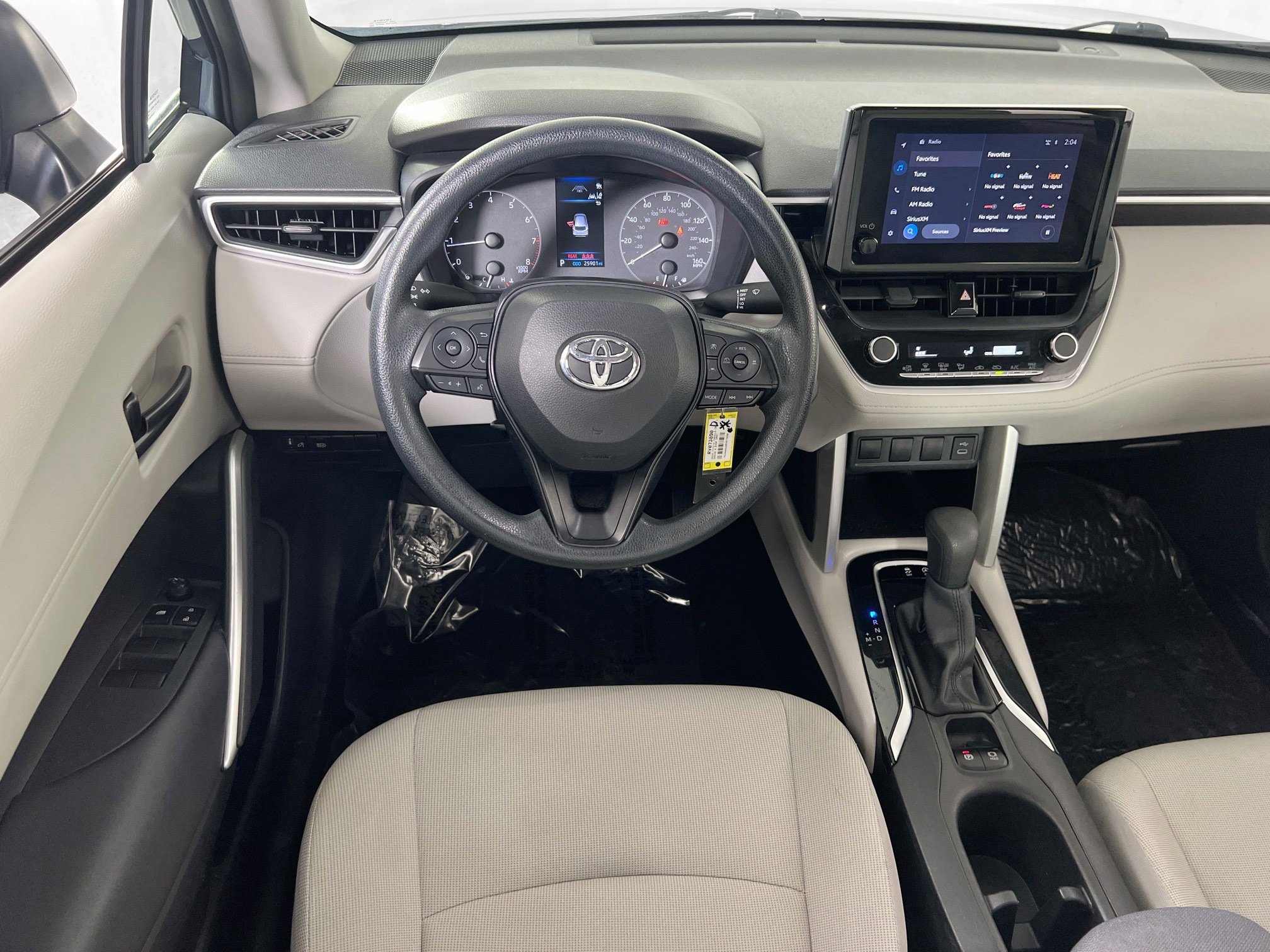 Used 2024 Toyota Corolla Cross L image 20