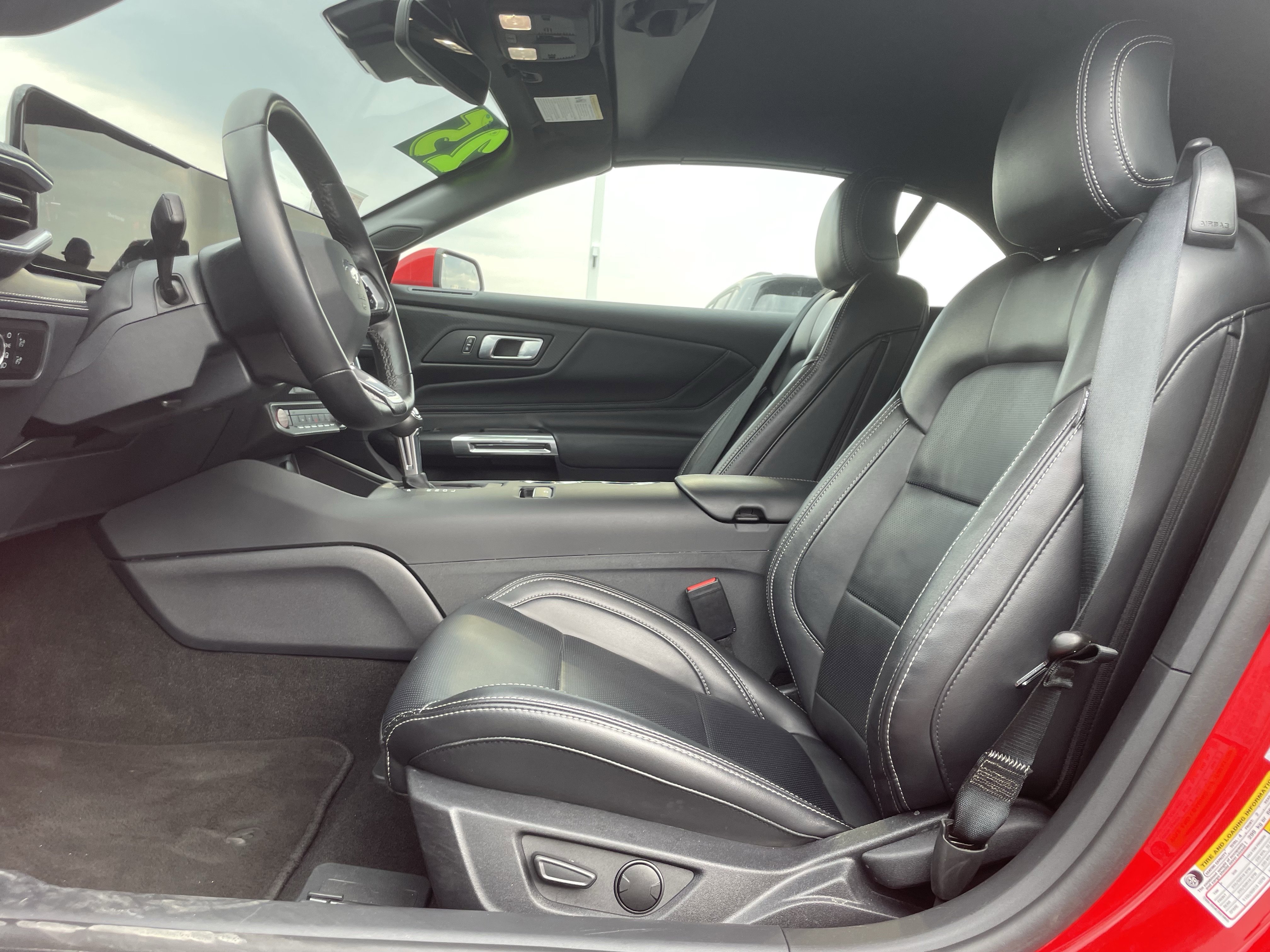 Used 2025 Ford Mustang Premium image 12