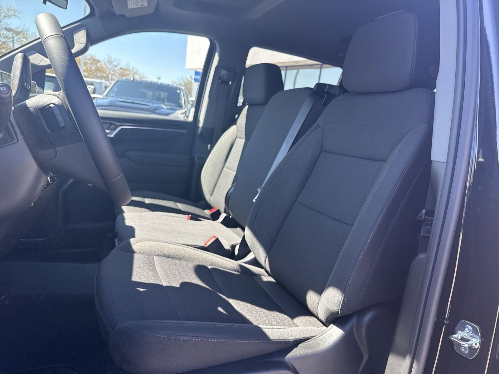 New 2026 GMC Sierra 1500 SLE AWD/4WD image 11