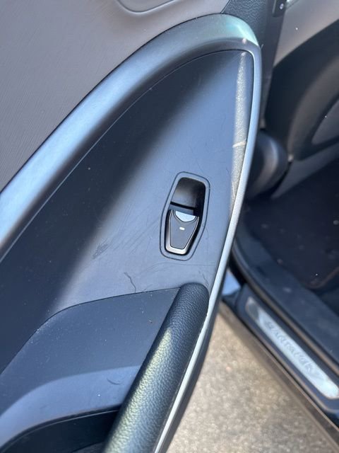 Used 2017 Hyundai Santa Fe Sport image 8