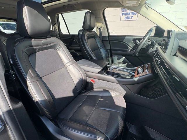Used 2022 Lincoln Aviator Reserve w/ Elements Package Plus image 30
