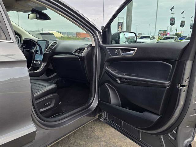 Used 2022 Ford Edge SEL image 10