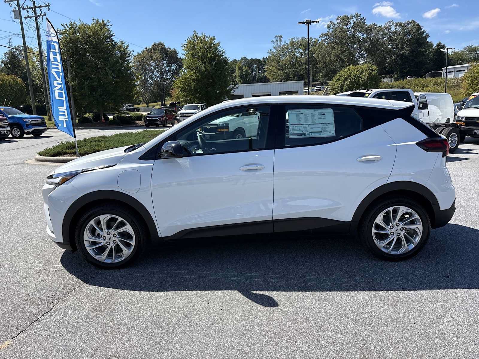 New 2027 Chevrolet Bolt LT FWD image 9