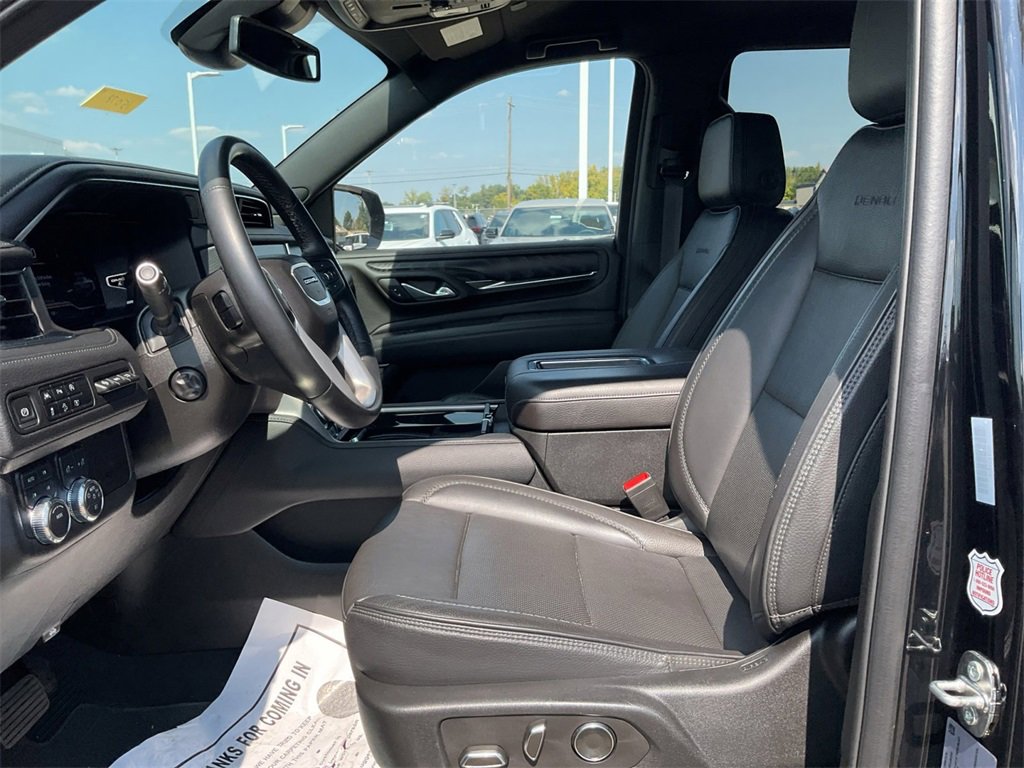 Used 2024 GMC Yukon Denali image 16