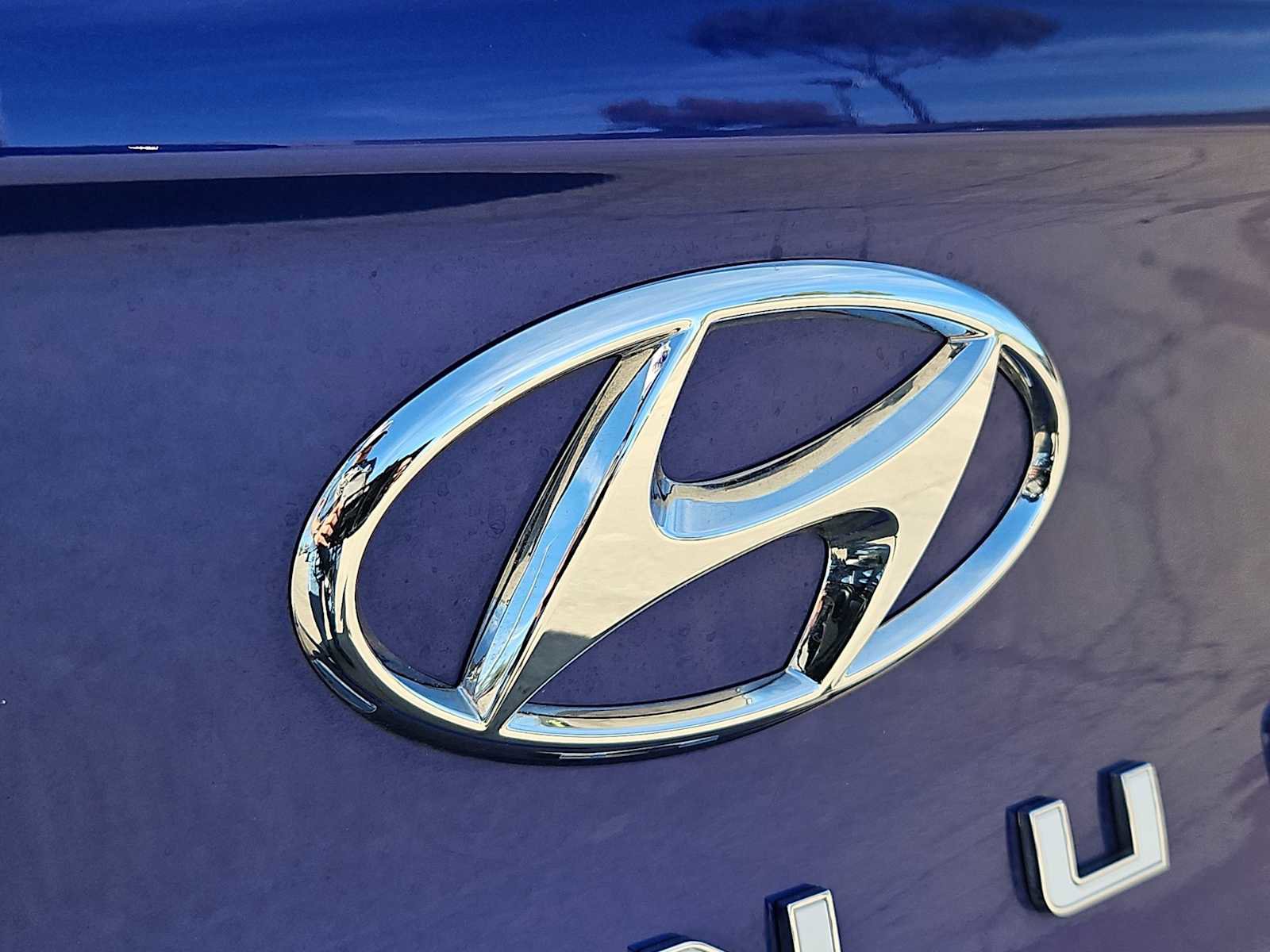 Certified 2025 Hyundai Venue SE image 11
