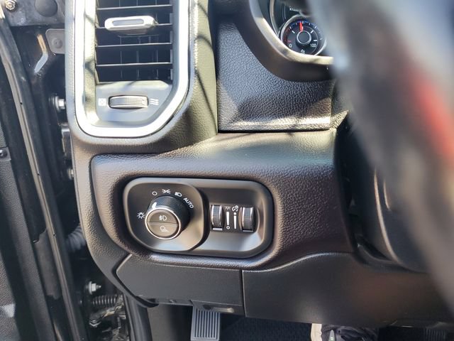 Used 2022 RAM 3500 Laramie AWD/4WD image 12