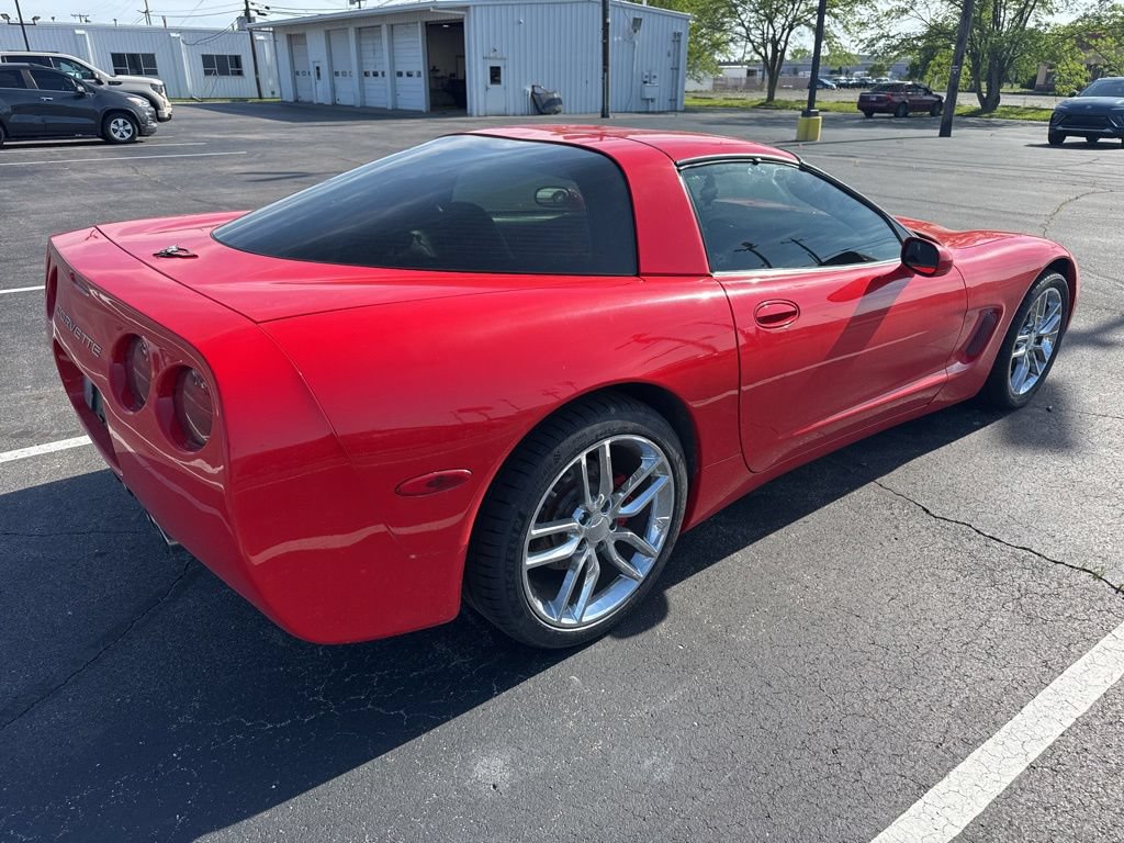 Used 2004 Chevrolet Corvette Coupe w/ Preferred Equipment Group RWD image 5