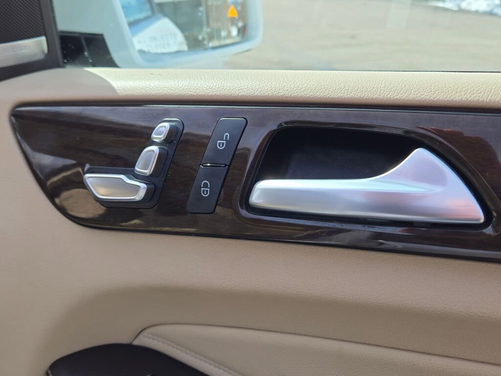 Used 2018 Mercedes-Benz GLE 350 4MATIC image 17