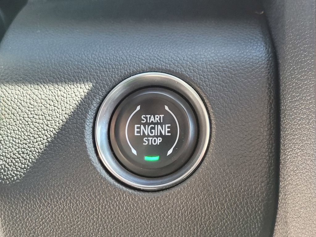 Used 2025 GMC Acadia Elevation image 22