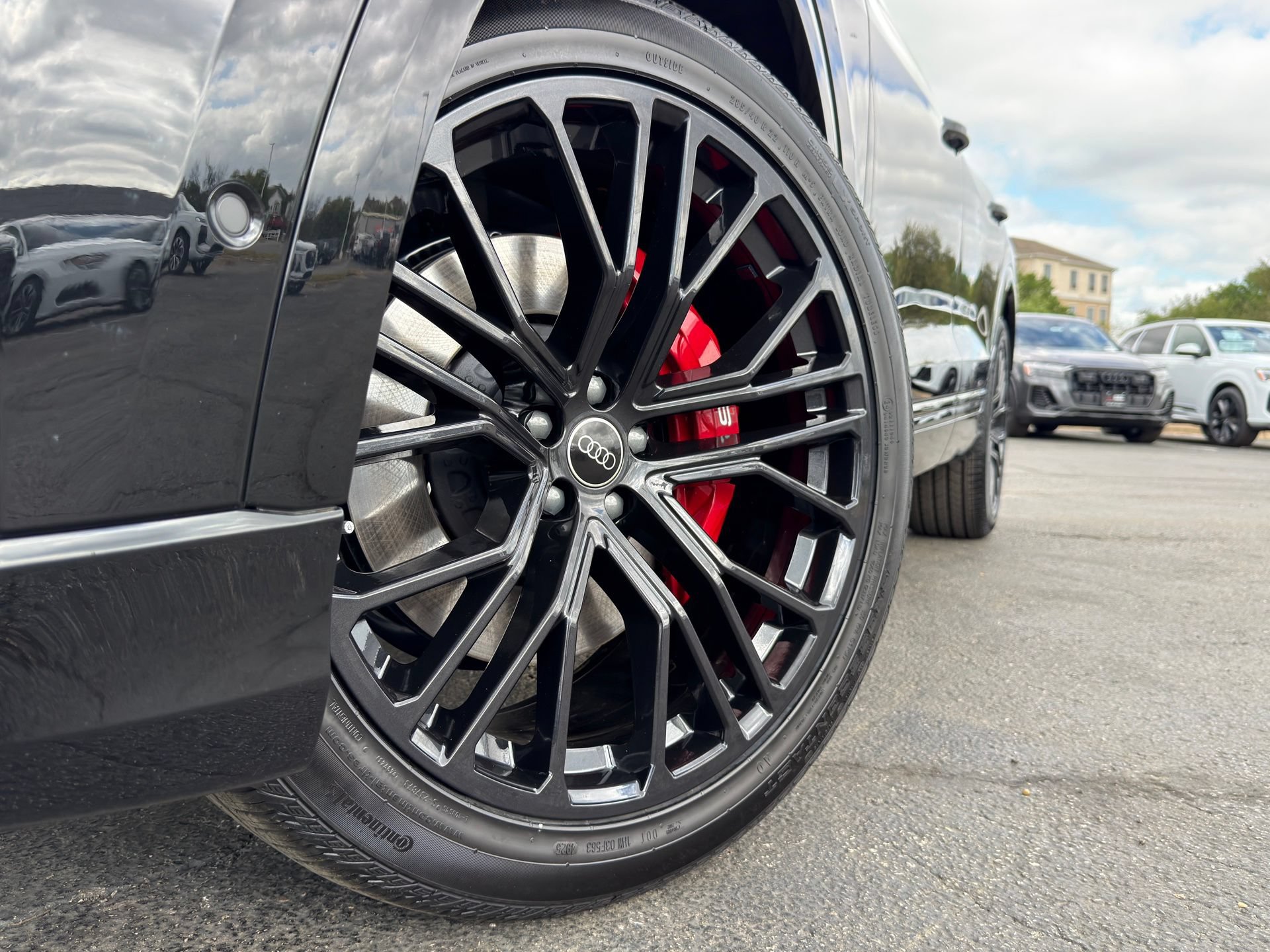 New 2026 Audi SQ8 Premium Plus AWD/4WD image 5