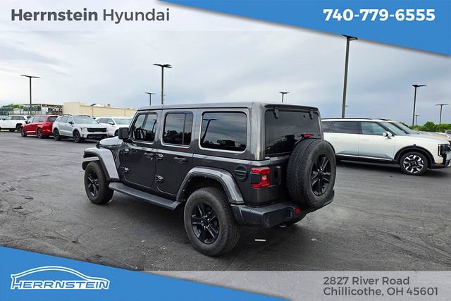 Used 2022 Jeep Wrangler Unlimited Sahara AWD/4WD image 5