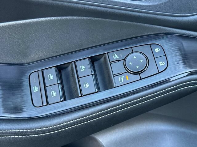 Used 2026 Nissan Rogue SV FWD image 12