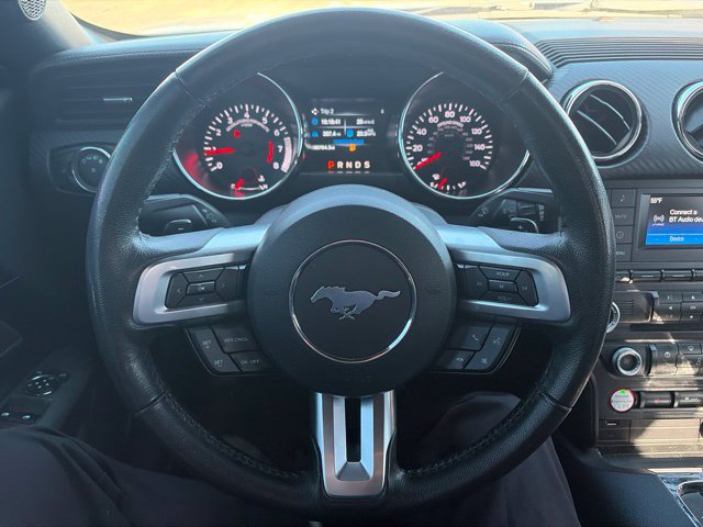 Used 2015 Ford Mustang Coupe RWD image 8