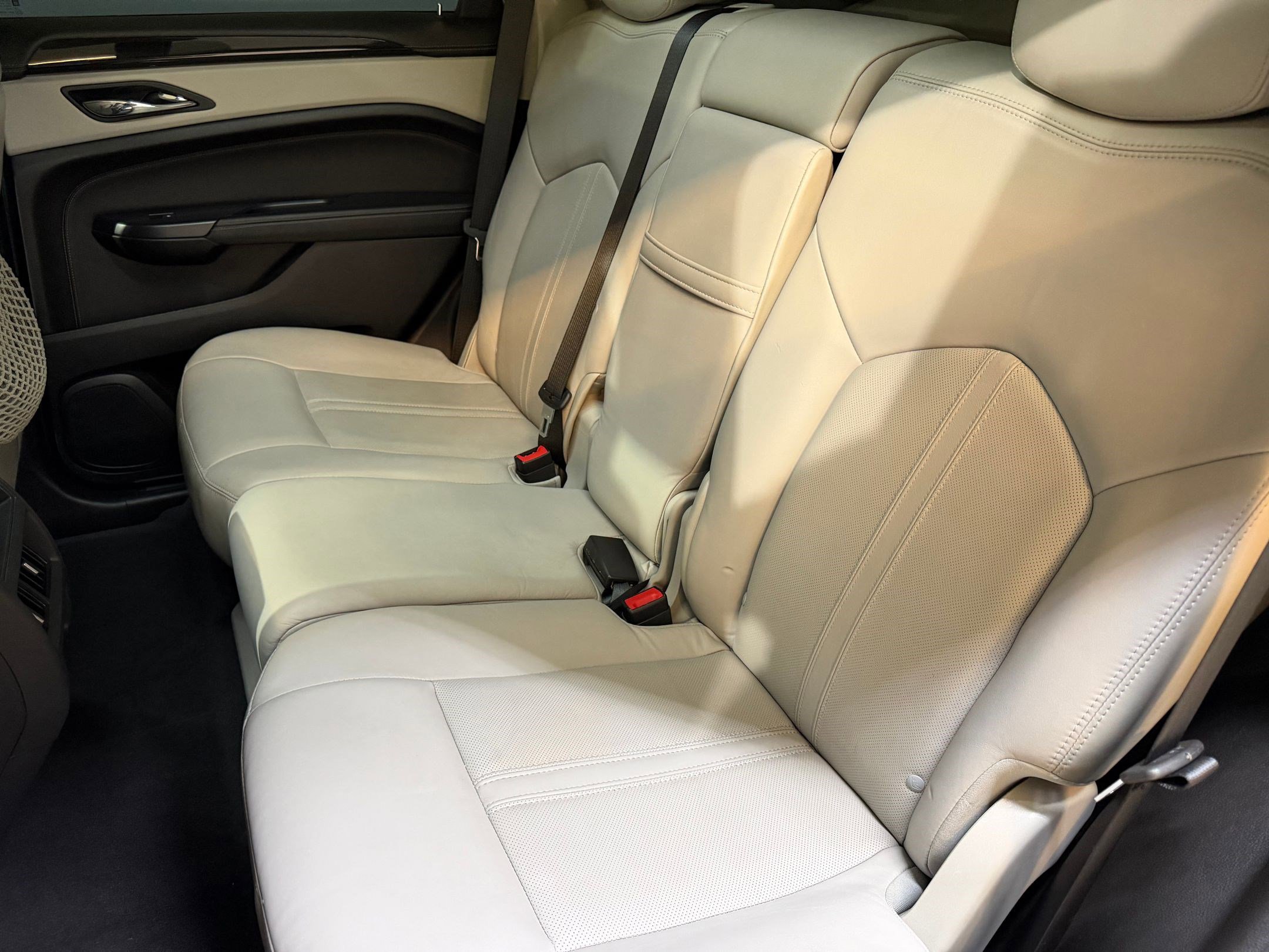 Used 2013 Cadillac SRX Performance w/ Driver Awareness Package image 39