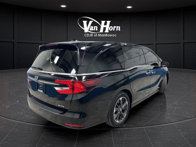 Used 2023 Honda Odyssey Elite image 3