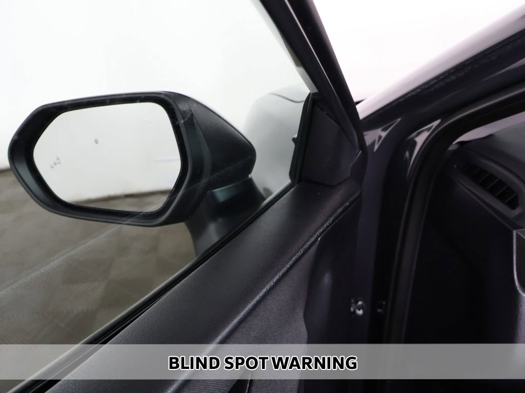 Used 2025 Toyota Camry LE FWD image 4