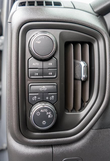 Used 2024 Chevrolet Silverado 1500 Custom Trail Boss image 19