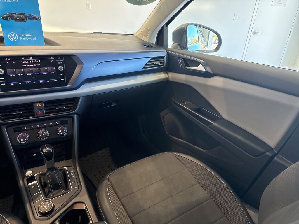 Used 2022 Volkswagen Taos SE image 14