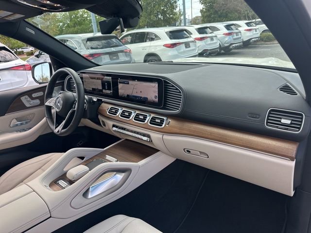 Certified 2025 Mercedes-Benz GLS 450 4MATIC image 40