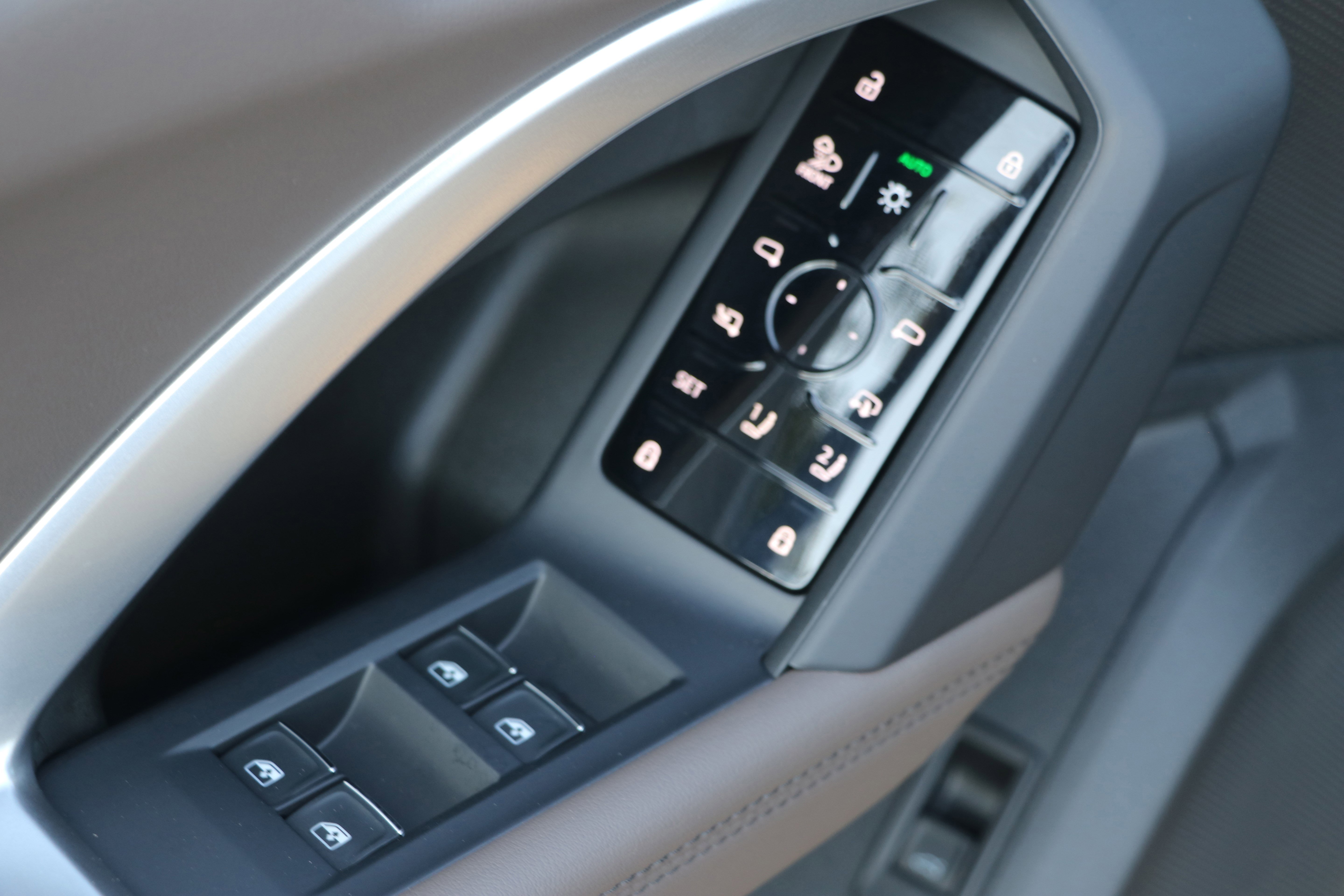 Used 2025 Audi Q5 Premium Plus image 27