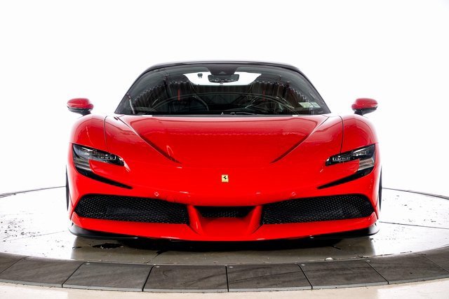 Used 2024 Ferrari SF90 Spider image 14