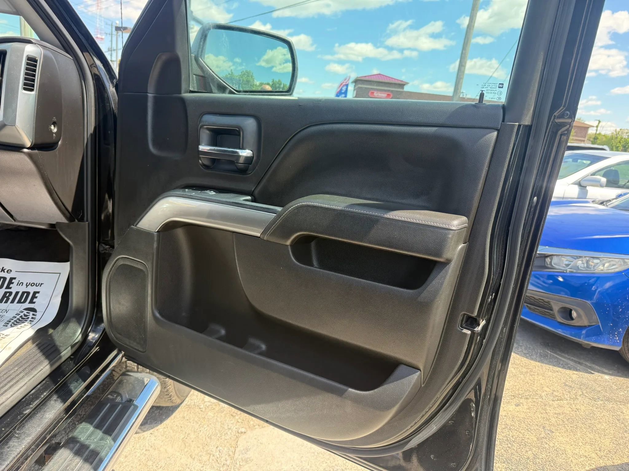 Used 2015 Chevrolet Silverado 2500 LT w/ LT Convenience Package AWD/4WD image 20