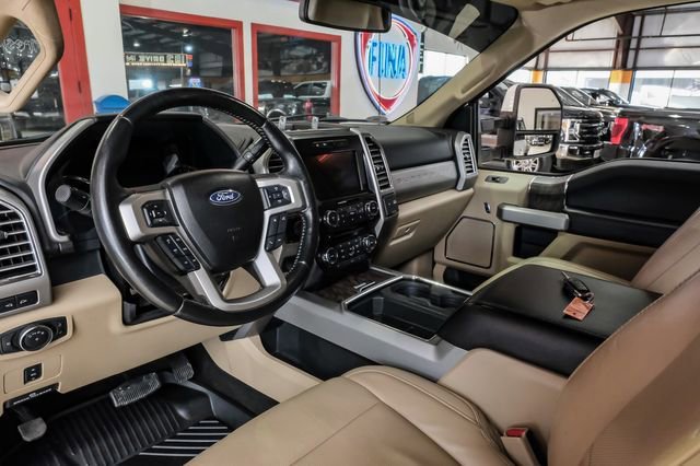 Used 2017 Ford F450 Lariat image 5