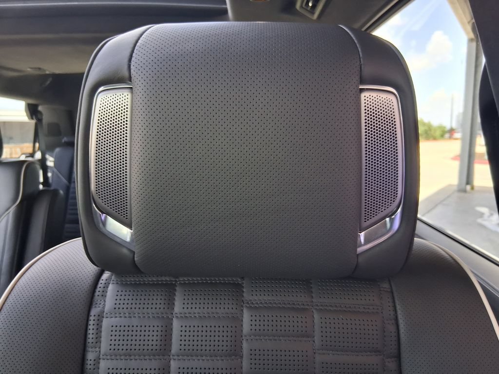 Certified 2026 Cadillac Escalade Platinum Sport w/ LPO, Floor Liner Package RWD image 22