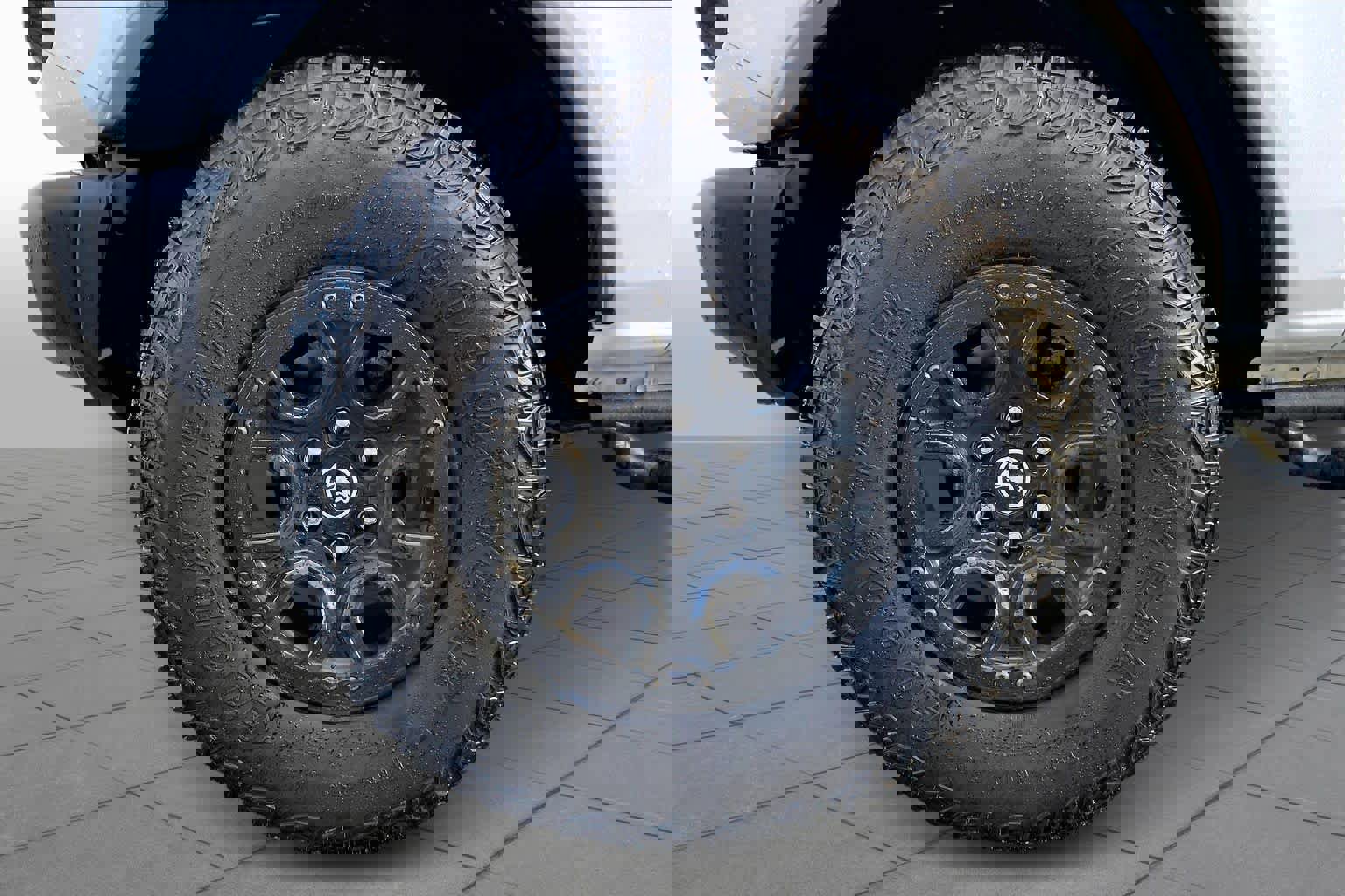 Used 2023 Ford Bronco Wildtrak image 10