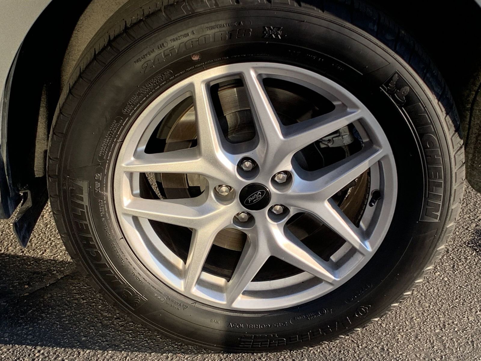 Used 2024 Ford Edge SEL image 30