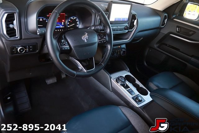 Used 2024 Ford Bronco Sport Outer Banks AWD/4WD image 14