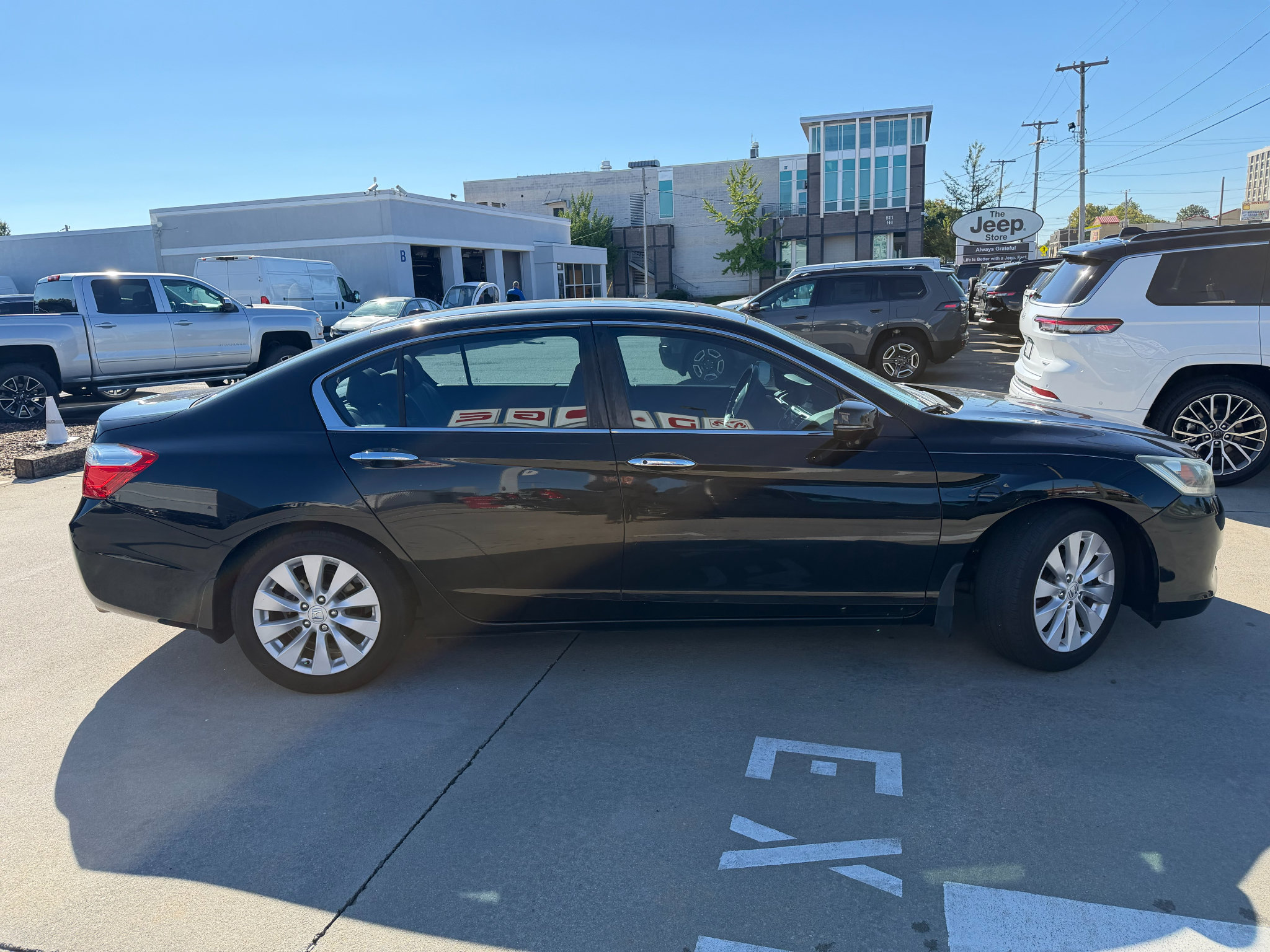 Used 2015 Honda Accord EX-L image 6