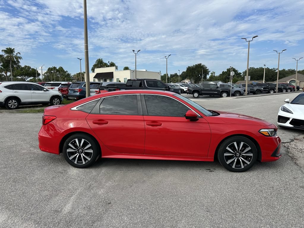 Used 2023 Honda Civic EX image 4