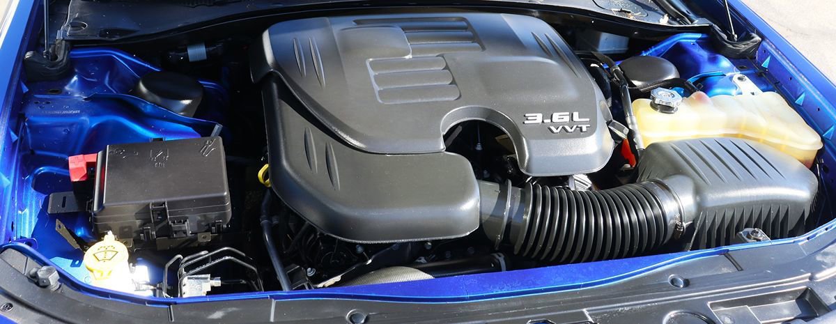 Used 2018 Chrysler 300 S image 57
