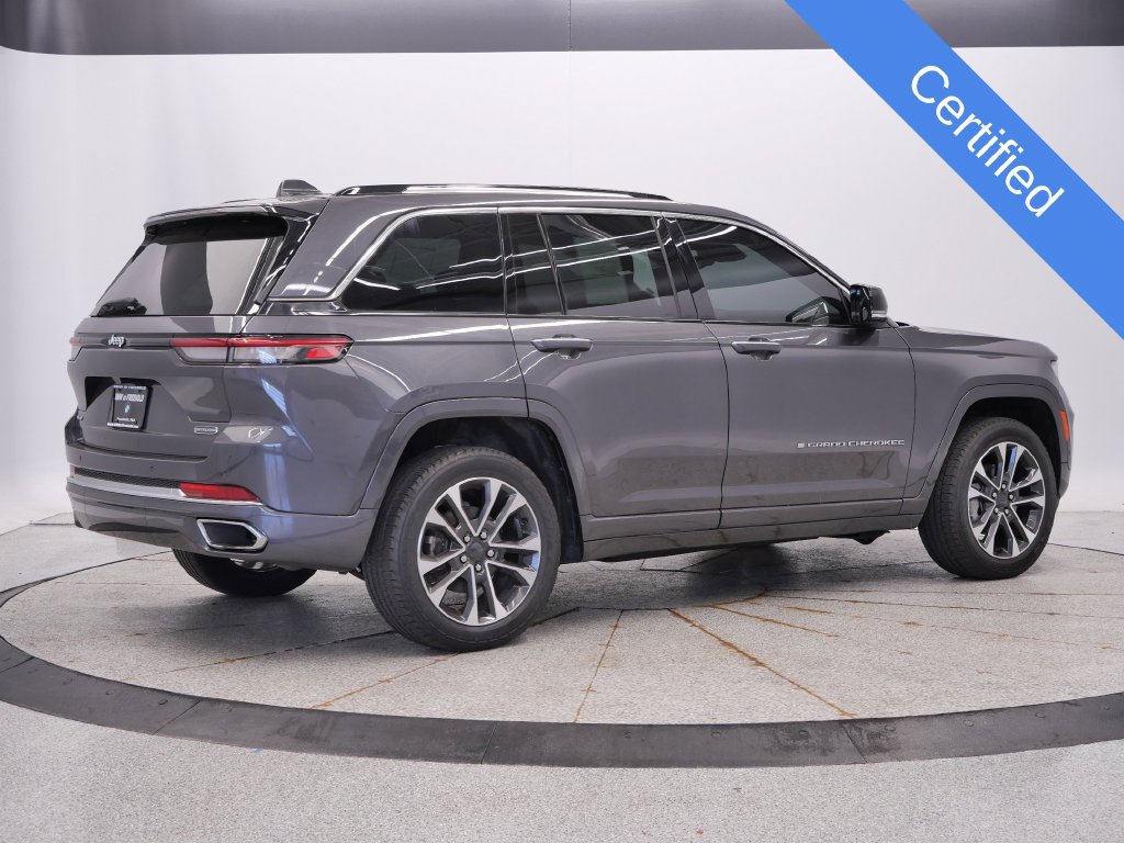 Used 2023 Jeep Grand Cherokee Overland AWD/4WD image 6