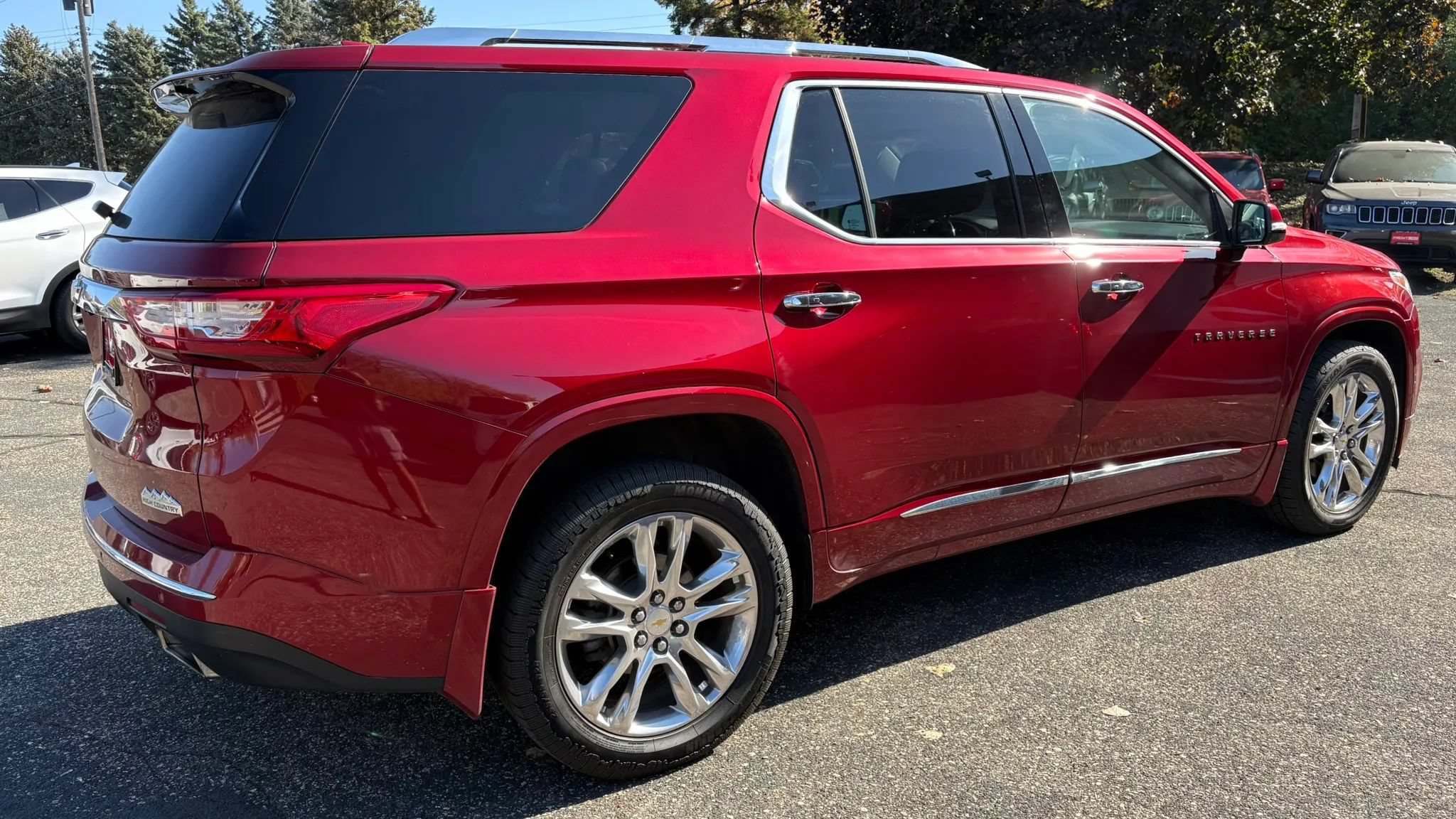 Used 2019 Chevrolet Traverse High Country AWD/4WD image 10