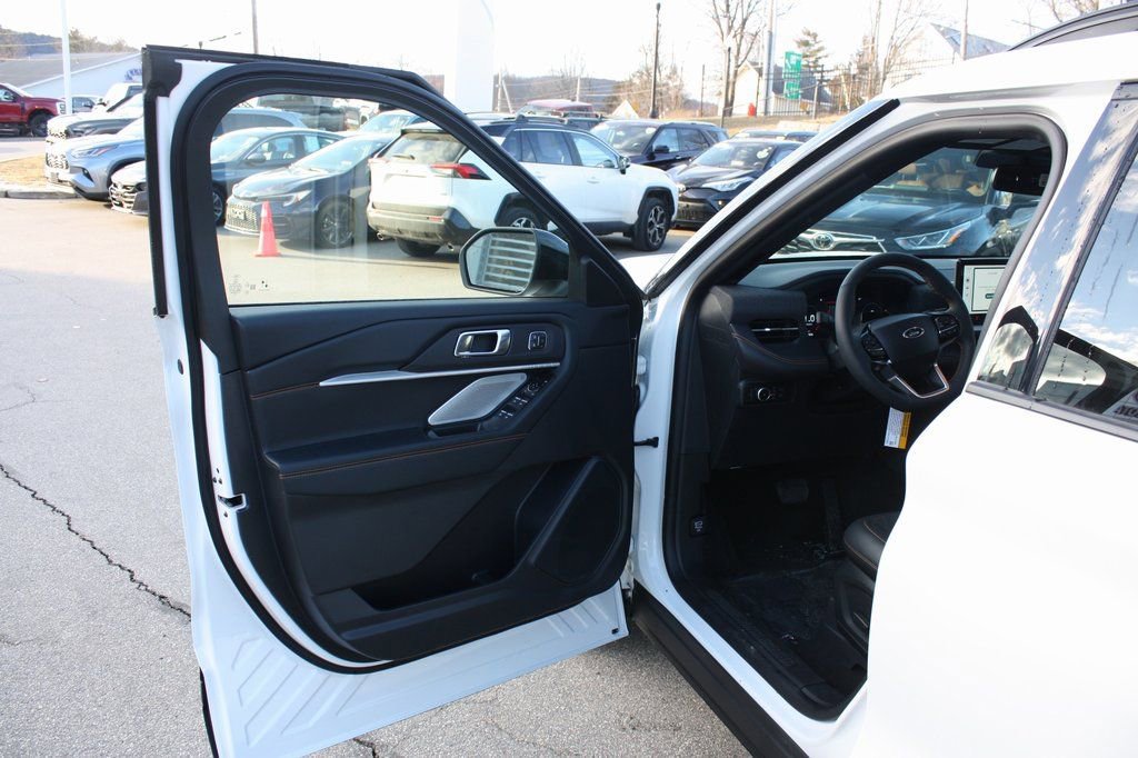 New 2026 Ford Explorer Tremor w/ Tremor Ultimate Package image 11