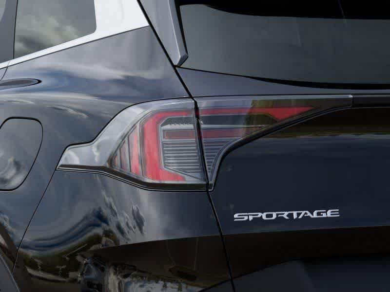 Certified 2026 Kia Sportage LX w/ LX Convenience Package FWD image 10