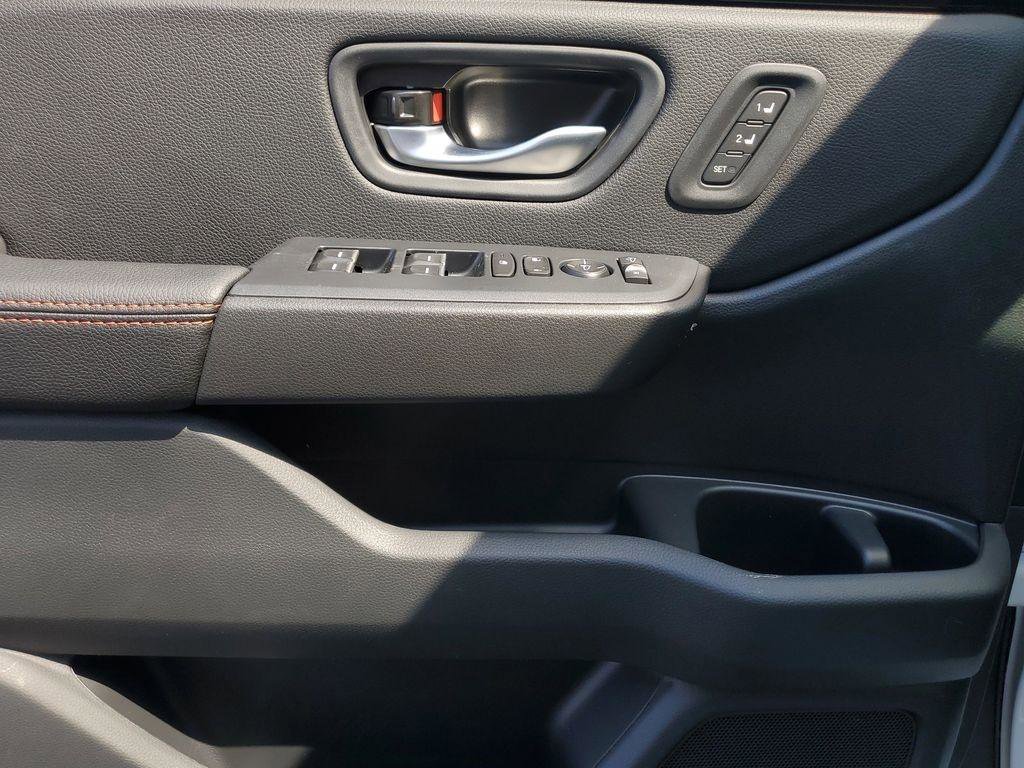 New 2026 Honda Pilot TrailSport image 12