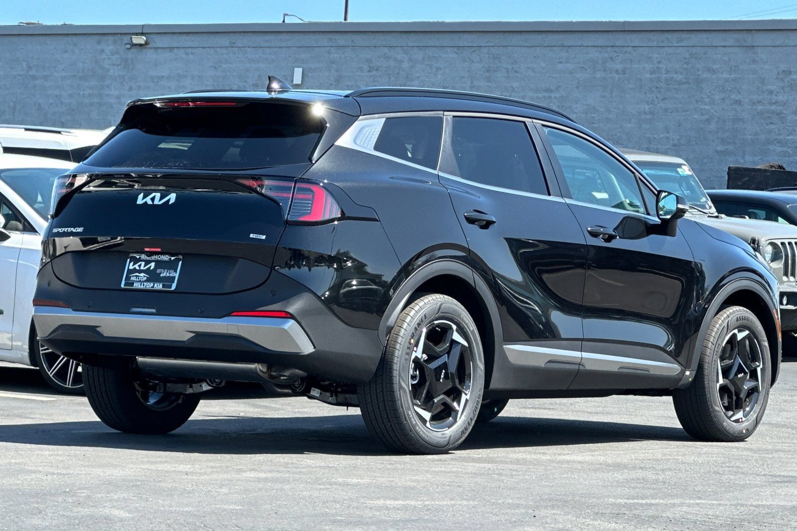 New 2026 Kia Sportage EX AWD/4WD image 4