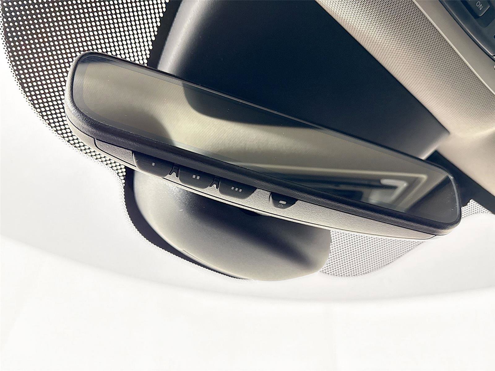 Used 2023 Honda Pilot Elite image 23