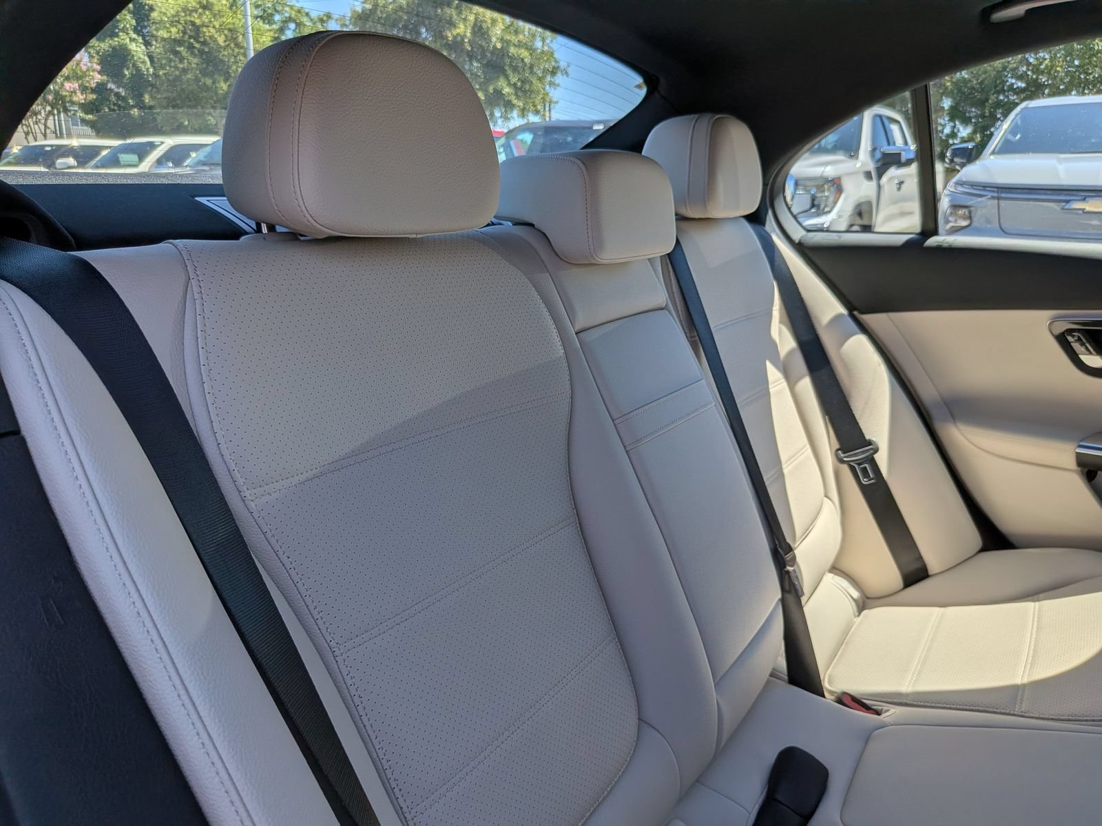 Used 2023 Mercedes-Benz C 300 4MATIC Sedan image 33