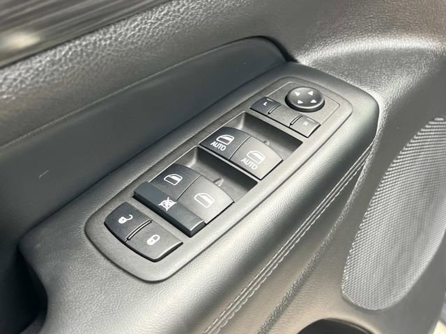 Used 2022 Jeep Grand Cherokee Laredo E image 16