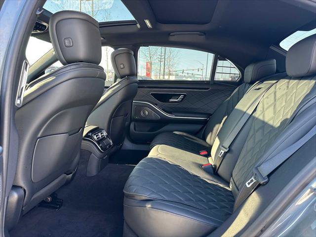 Used 2025 Mercedes-Benz S 580 4MATIC Sedan image 16
