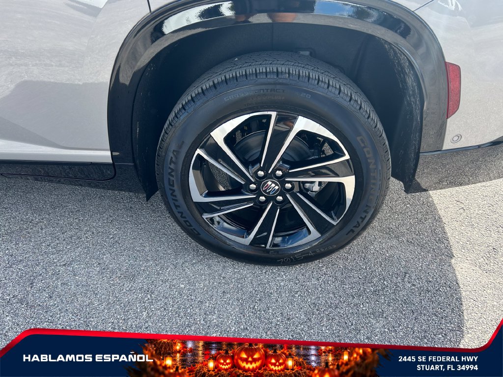 New 2027 Buick Enclave Sport Touring w/ Super Cruise Package FWD image 9