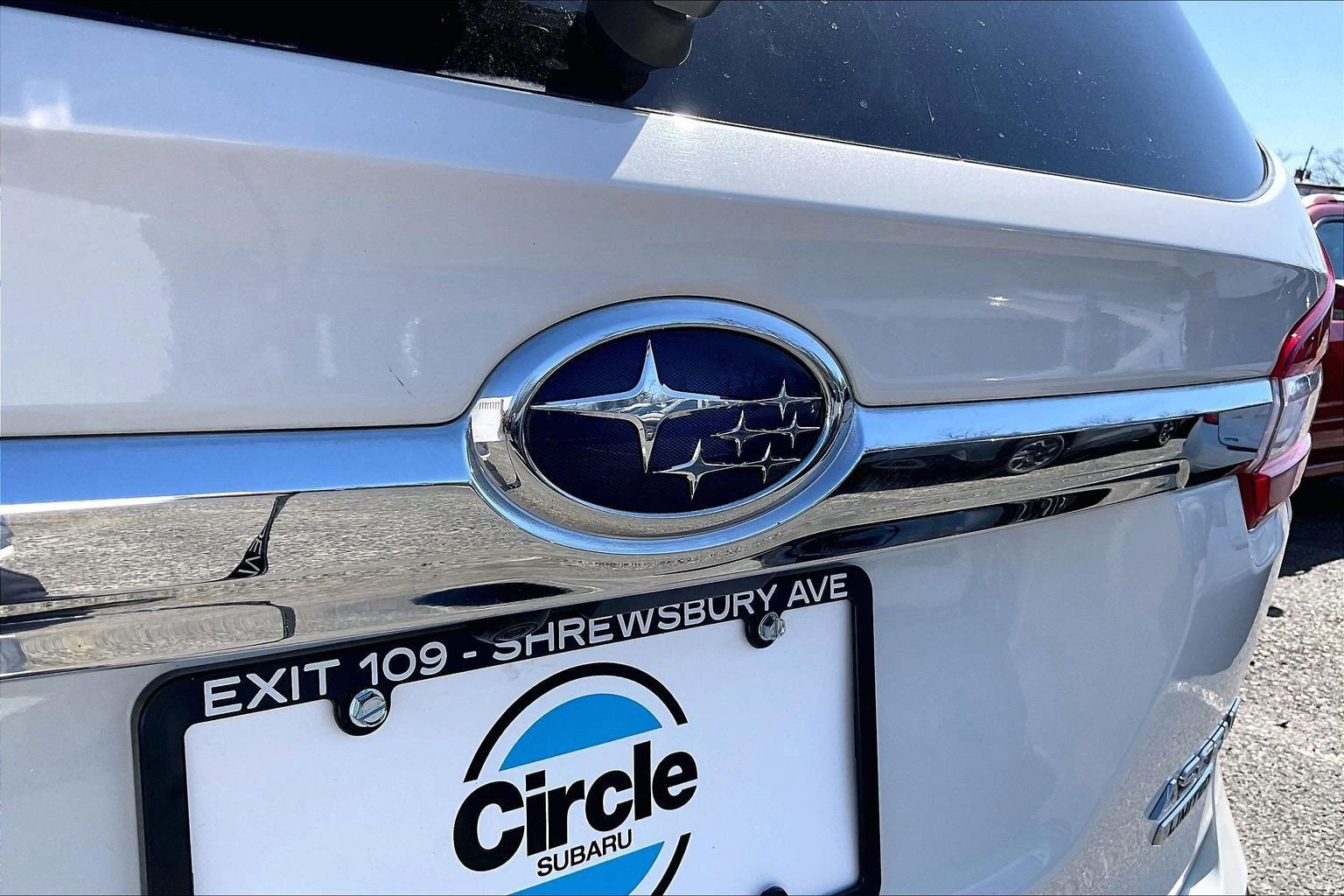 Certified 2021 Subaru Ascent Limited w/ Technology Package image 32