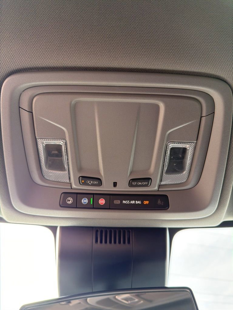 Used 2022 Chevrolet Silverado 1500 LT Trail Boss image 38