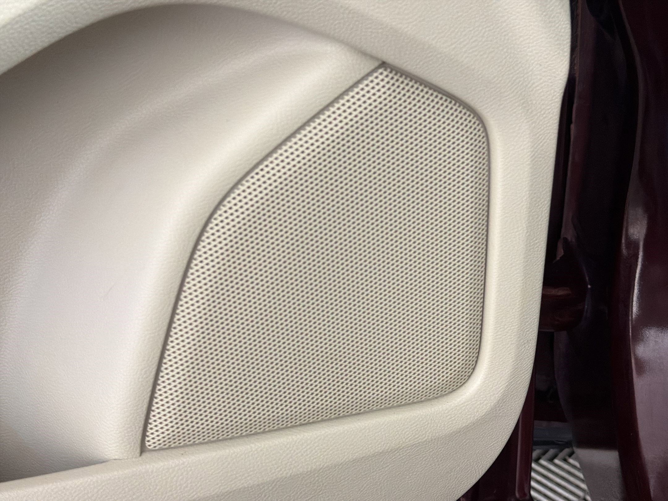 Used 2017 Ford Edge Titanium w/ Equipment Group 301A image 23