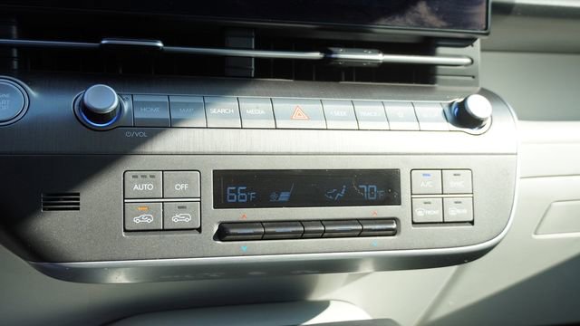 Used 2024 Hyundai Kona SEL image 24