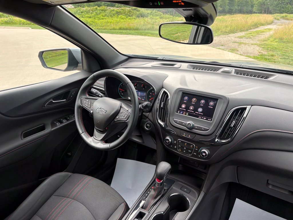 Used 2024 Chevrolet Equinox RS FWD image 30